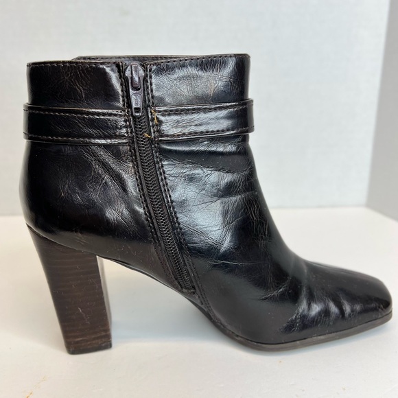 Franco Sarto Womens “Gemini” Side Zip Buckle Ankle Boots Black Leather 8.5M Nice - Picture 8 of 14